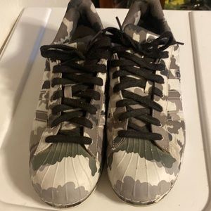 Adidas camo superstar shoes